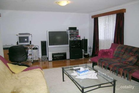 Property photo of 8 Montague Court Endeavour Hills VIC 3802