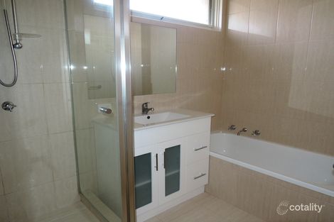 Property photo of 2/52 Cuthbert Street Bulleen VIC 3105