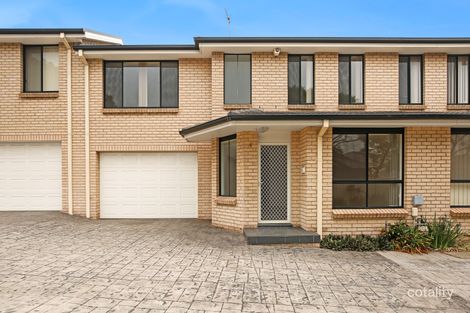 4/8 Mackie St, Coniston, NSW 2500