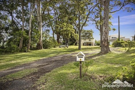 Property photo of 2 Bambury Avenue Summerland Point NSW 2259