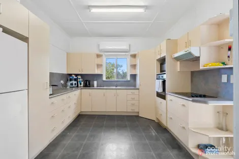Property photo of 249 Hook Street Berserker QLD 4701