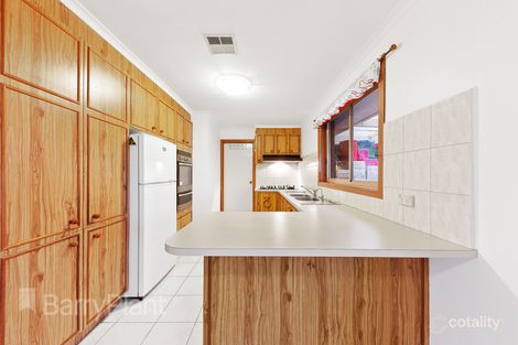 Property photo of 23 Currunghi Court St Albans VIC 3021