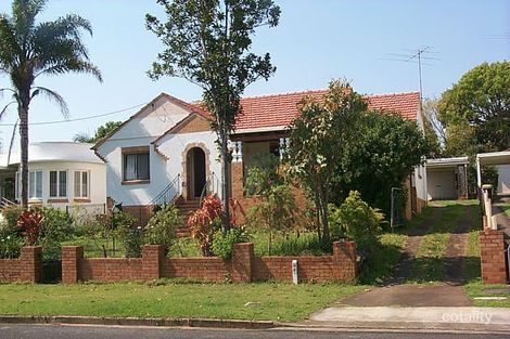 18 Galsworthy St, Holland Park West, QLD 4121