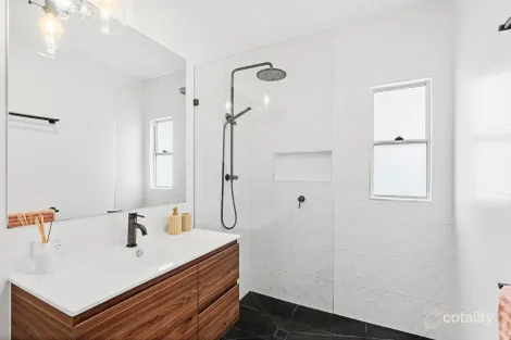 Property photo of 28 Whittingham Street Acacia Ridge QLD 4110