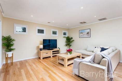 Property photo of 4 Halifax Court Point Cook VIC 3030