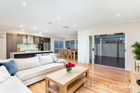 Property photo of 4 Halifax Court Point Cook VIC 3030
