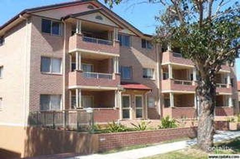 Property photo of 2/70-74 Clissold Parade Campsie NSW 2194