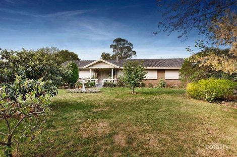 18 Carronvale Rd, Mooroolbark, VIC 3138
