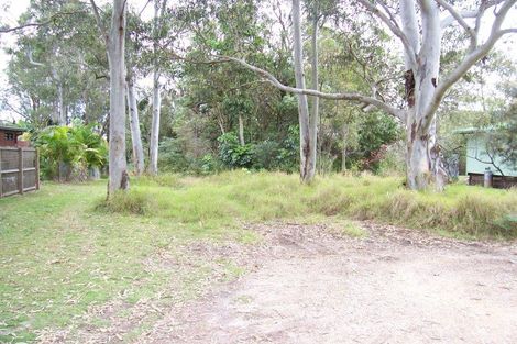 80 Charles Tce, Macleay Island, QLD 4184