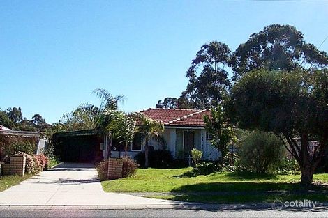 9 Montrose Ave, Girrawheen, WA 6064