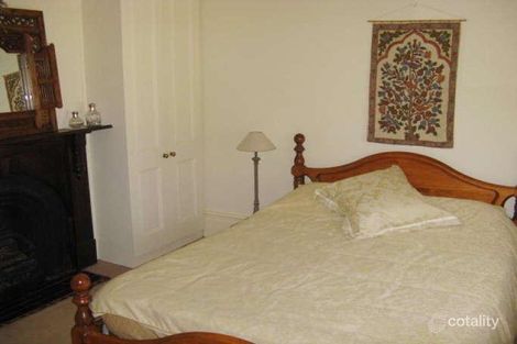 Property photo of 24 Bank Street Ascot Vale VIC 3032