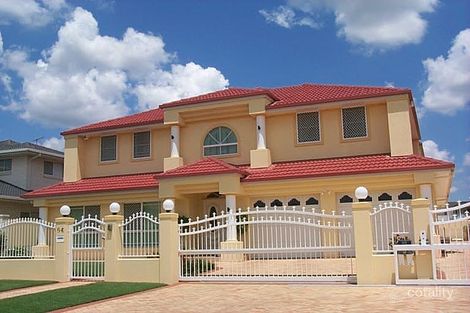 Property photo of 64 Delaney Circuit Carindale QLD 4152