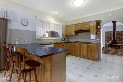 Property photo of 27 Hutchinson Drive Balgownie NSW 2519