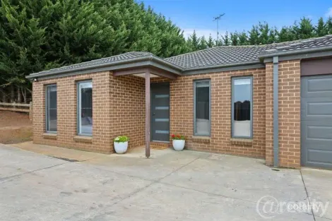 21c Pepperell Dr, Drouin, VIC 3818
