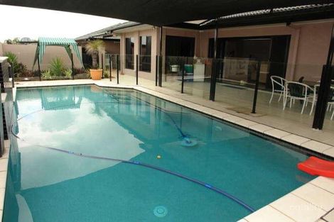 Property photo of 6 Saint Maarten Crescent Oxenford QLD 4210