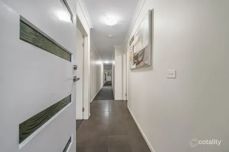 Property photo of 13 Blue Gum Drive Brookfield VIC 3338