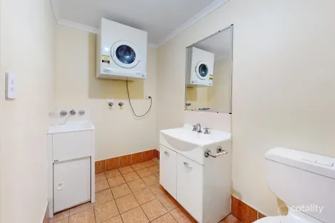 Property photo of 5/2-4 Henry Street Redcliffe QLD 4020