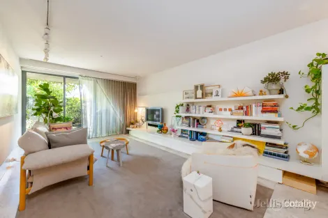 2/85 Rathdowne St, Carlton, VIC 3053