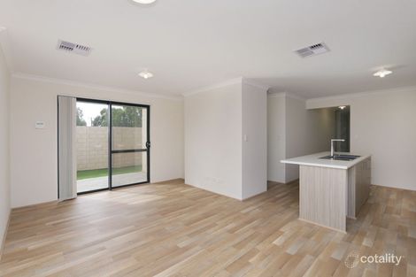 Property photo of 3A Milagro Fairway Seville Grove WA 6112