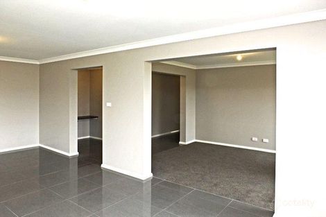 Property photo of 37 Molloy Drive Orange NSW 2800