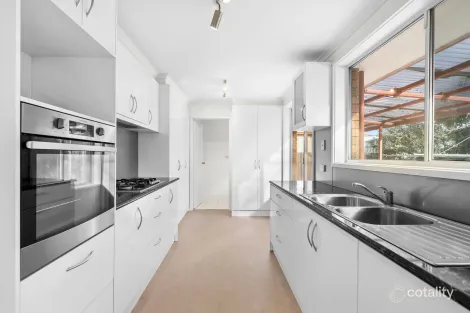 Property photo of 23 Grevillea Avenue Corio VIC 3214