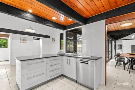 Property photo of 20 Conebush Crescent Bellbowrie QLD 4070