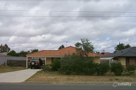 48 Seville Dr, Seville Grove, WA 6112