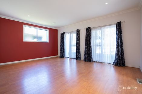 Property photo of 19 Cobb Street South Morang VIC 3752