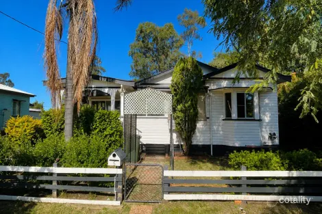 5 Wooburn St, Dalby, QLD 4405