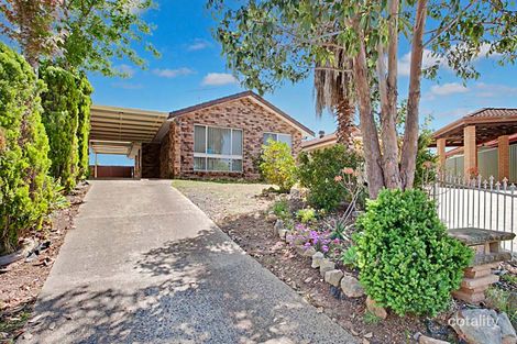 Property photo of 18 Holman Place St Helens Park NSW 2560