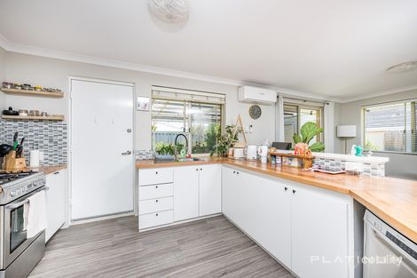 Property photo of 2 Shortridge Way Quinns Rocks WA 6030