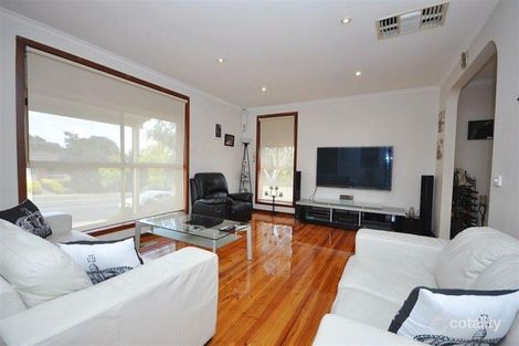 Property photo of 1 Tindale Court Attwood VIC 3049