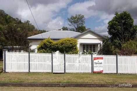 Property photo of 28 Passchendaele Street Stratford QLD 4870