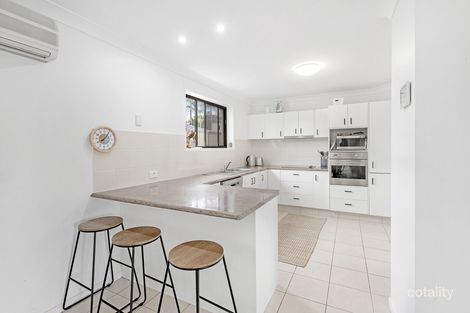 Property photo of 1/2 Pheasant Court Miami QLD 4220