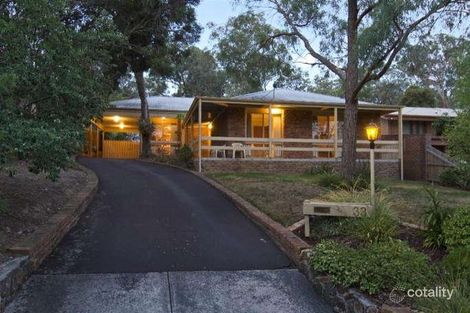 33 Fernside Ave, Briar Hill, VIC 3088