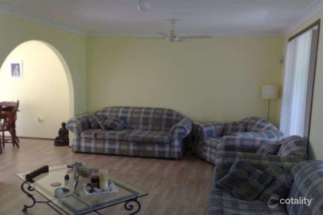 Property photo of 6 Foster Close West Hoxton NSW 2171