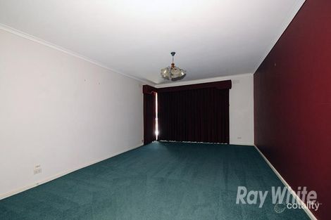 Property photo of 13 Diosma Drive Glen Waverley VIC 3150