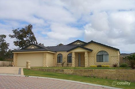 6 Grayswood Ct, Landsdale, WA 6065