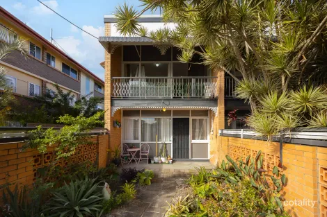 Property photo of 7/42 Benabrow Avenue Bongaree QLD 4507