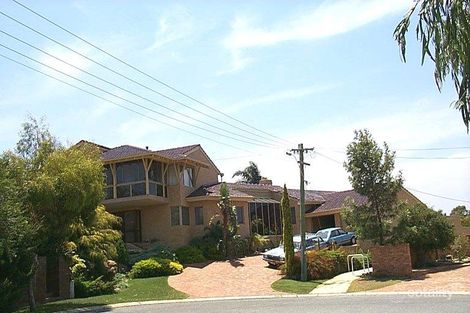 18 Rae Pl, Hillarys, WA 6025