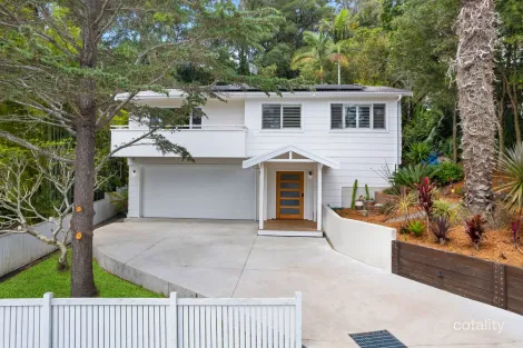 Property photo of 11 Cabbage Tree Avenue Avoca Beach NSW 2251