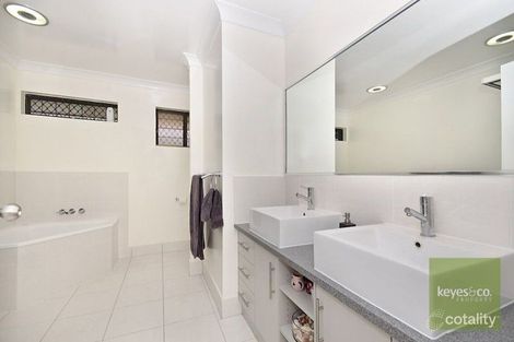 Property photo of 3 Kirrang Court Cranbrook QLD 4814
