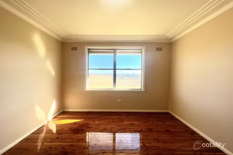 Property photo of 2 Cummins Road Menangle Park NSW 2563