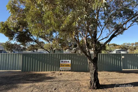 5 Wonoka Tce, Hawker, SA 5434