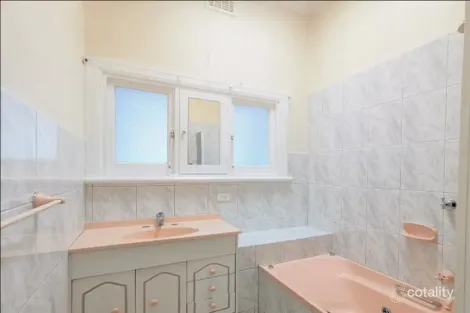 Property photo of 34 Herbert Street Dandenong VIC 3175