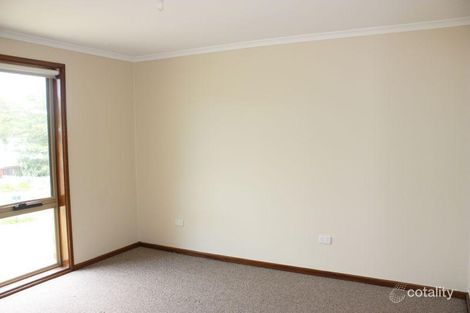 Property photo of 10 Lorne Crescent Huntfield Heights SA 5163