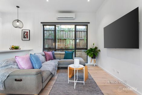 Property photo of 18 Kelvin Avenue Montmorency VIC 3094