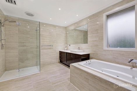 Property photo of 7 Newlands Crescent Doncaster East VIC 3109