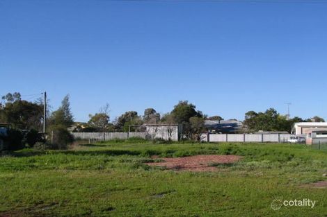 42 Bilton St, Tara, QLD 4421