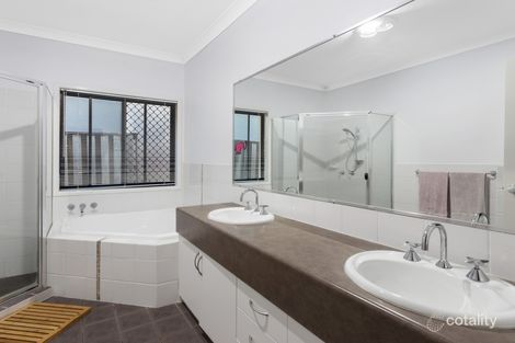 Property photo of 2 Bergamo Drive Varsity Lakes QLD 4227